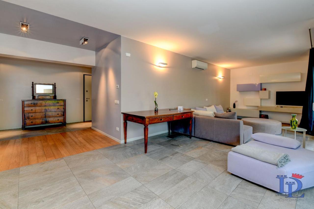 Desenzanoloft Oscar Luxury Suite Desenzano del Garda Exterior foto
